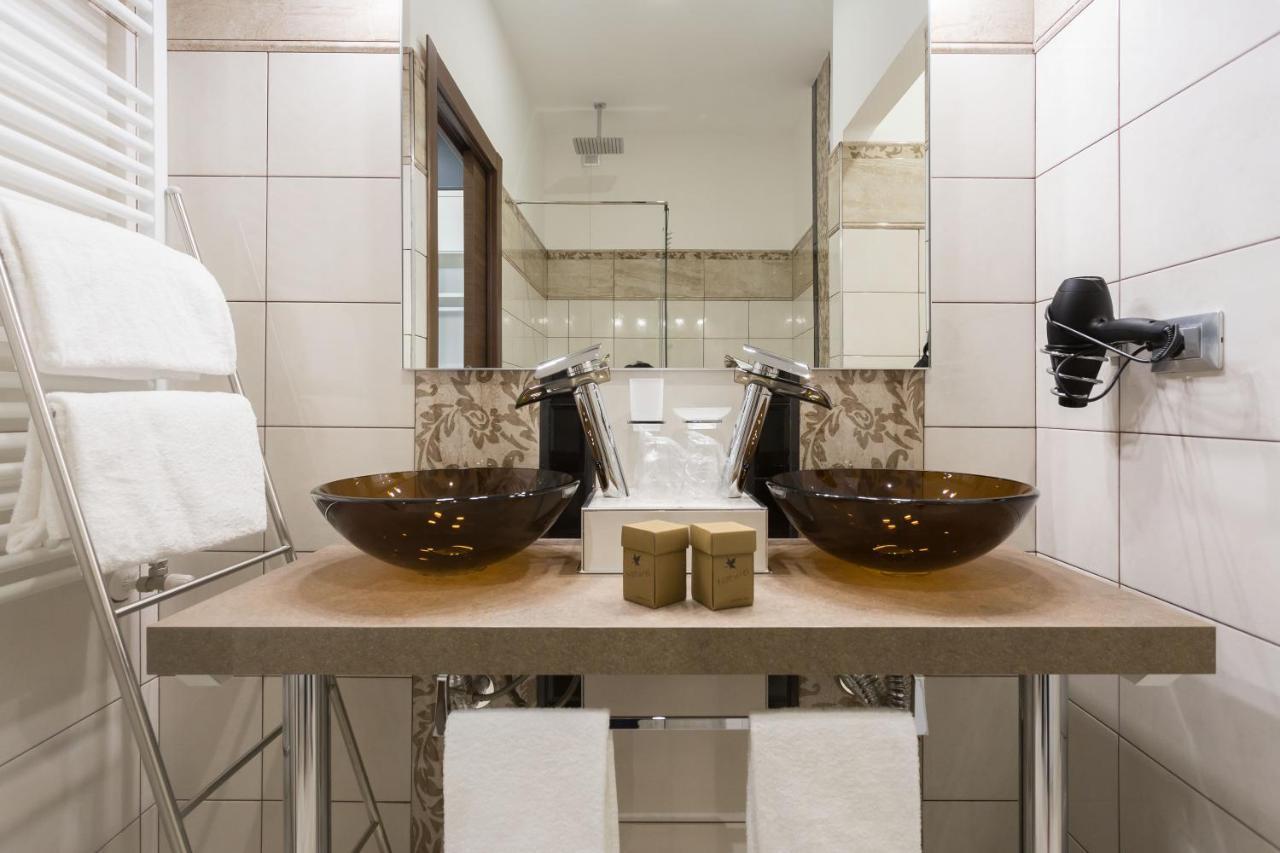 Aparthotel Durini Milano Exteriör bild